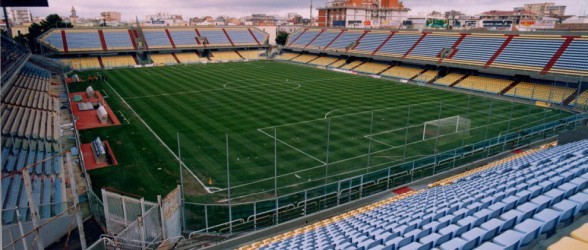 Foggia, lo stadio Zaccheria finisce in tribunale