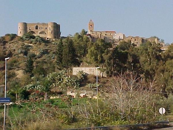 Stornara, due arresti per tentata estorsione