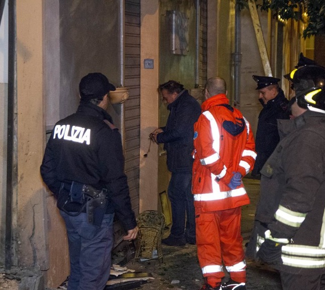 Foggia, esplosione sulle scale interne di una palazzina in Via Tenente Iorio