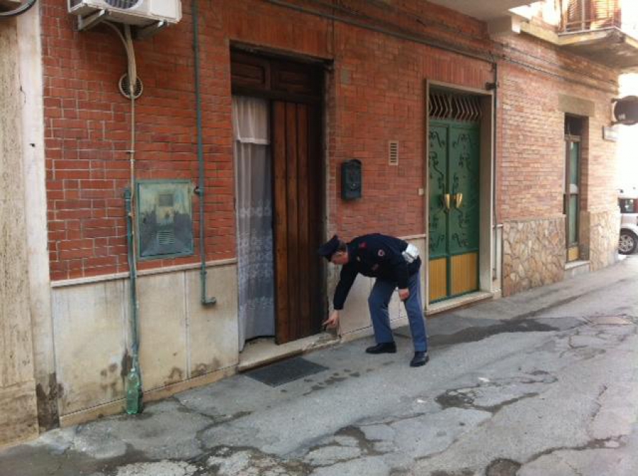San Severo, esplode una bomba in Via Tolomeo: donna ferita ad una gamba