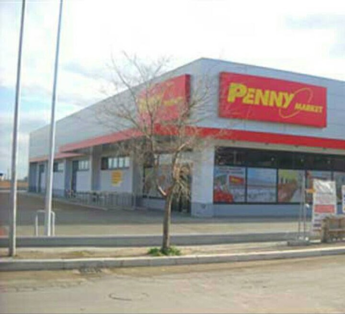 Orta Nova, ubriaco semina panico al “Penny Market”