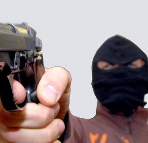 San Severo, rapinata la farmacia “Fabrizi”: Malviventi esplodono colpo di pistola