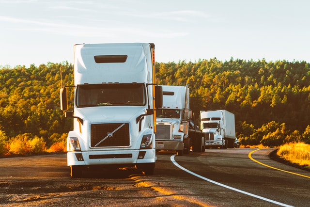 Guida alla normativa per il trasporto ADR merci pericolose